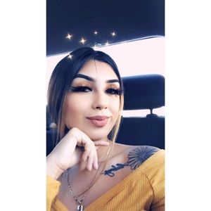 Meet your Posher, Valerie